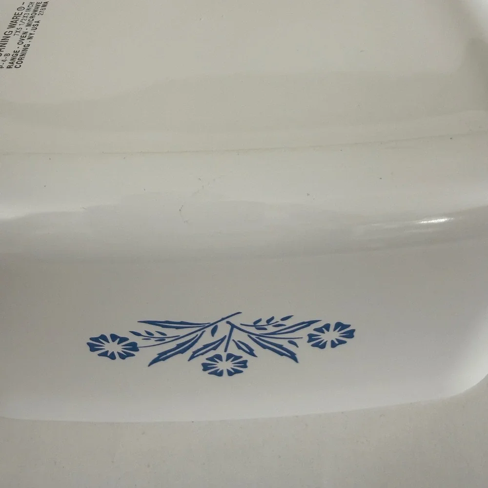 Vintage Corning Ware Blue Cornflower P-4-B 7x5 1/2x3 Loaf Baking Dish USA 1.5 qt